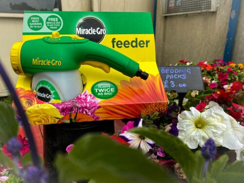 Miracle-gro Feeder Product Image